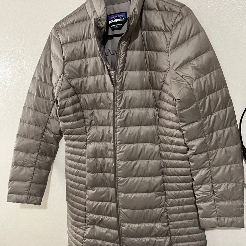 Patagonia puffer jacket XS Women's = Grey